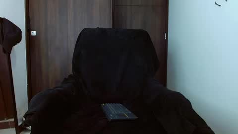 Snapshot of ethangreey1 chatting on 01-25-25, 08:31 ethangreey1 online show from 01-25-25, 08:31