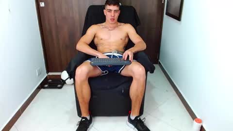 Snapshot of ethangreey1 chatting on 02-13-25, 01:08 ethangreey1 online show from 02-13-25, 01:08