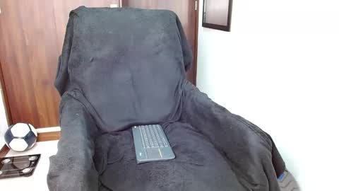 Snapshot of ethangreey1 chatting on 03-03-25, 08:32 ethangreey1 online show from 03-03-25, 08:32