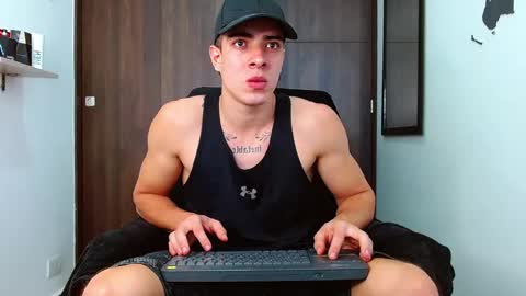 Snapshot of ethangreey1 chatting on 03-11-25, 03:23 ethangreey1 online show from 03-11-25, 03:23