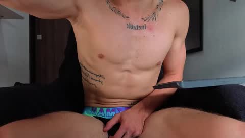 Snapshot of ethangreey1 chatting on 10-14-25, 12:17 ethangreey1 online show from 10-14-25, 12:17