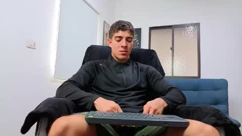 Snapshot of ethangreey1 chatting on 02-10-26, 01:26 ethangreey1 online show from 02-10-26, 01:26