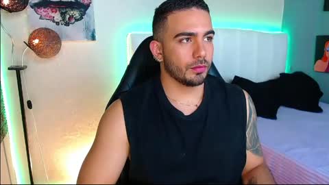 Snapshot of ethanhairy chatting on 05-26-26, 09:00 Ethan online show from 05-26-26, 09:00