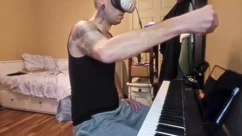 Snapshot of etherless86 chatting on 01-04-25, 04:12 Etherless online show from 01-04-25, 04:12