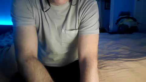 Snapshot of etoyandan chatting on 02-14-25, 09:45 yanana online show from 02-14-25, 09:45