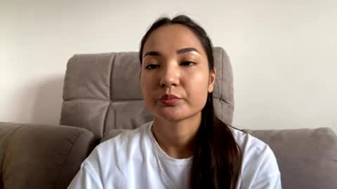 Milena online show from 05-28-26, 05:16