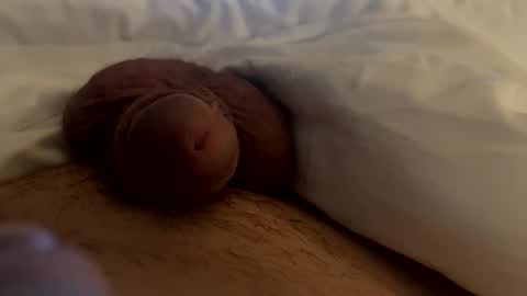 Snapshot of etudgjcbm2424 chatting on 10-14-25, 09:10 Imyours online show from 10-14-25, 09:10