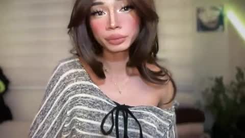 Snapshot of euphoric_goddess chatting on 06-26-26, 09:35 euphoric_goddess online show from 06-26-26, 09:35
