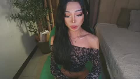 Snapshot of euphoric_goddess chatting on 07-01-26, 11:23 euphoric_goddess online show from 07-01-26, 11:23