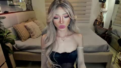 Snapshot of euphoric_goddess chatting on 07-28-26, 09:36 euphoric_goddess online show from 07-28-26, 09:36