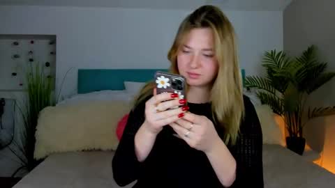 Snapshot of eva_crazy_ chatting on 01-09-26, 01:36 Eva online show from 01-09-26, 01:36