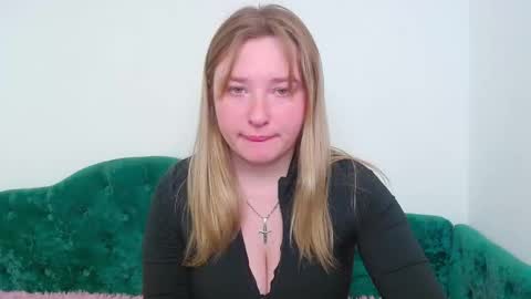 Snapshot of eva_crazy_ chatting on 02-04-26, 02:01 Eva online show from 02-04-26, 02:01