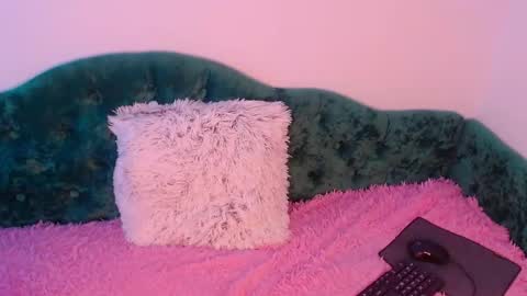 Snapshot of eva_crazy_ chatting on 02-05-26, 02:54 Eva online show from 02-05-26, 02:54