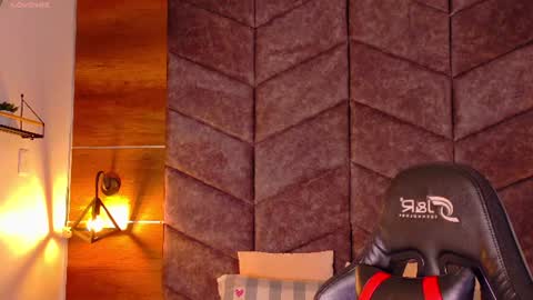 Snapshot of eva_daemon chatting on 06-26-26, 11:36 EVA DAEMON online show from 06-26-26, 11:36