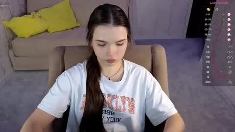 Eva online show from 11-09-25, 02:48