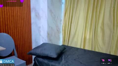 Snapshot of eva_delight_ chatting on 06-13-26, 12:03 eva delight online show from 06-13-26, 12:03