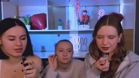 Snapshot of eva_drive chatting on 02-15-26, 07:32 your dream online show from 02-15-26, 07:32