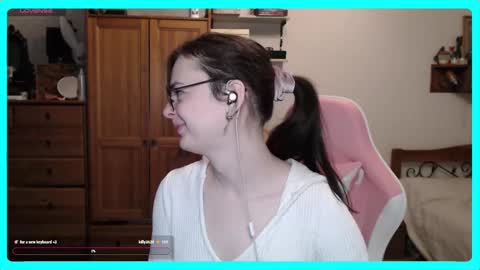 Snapshot of eva_katt chatting on 02-13-25, 11:06 Gamer Katt online show from 02-13-25, 11:06