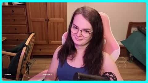 Gamer Katt online show from 10-15-25, 01:33