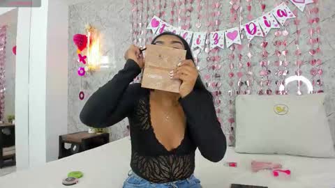 Snapshot of eva_lain chatting on 02-17-26, 11:29 Eva online show from 02-17-26, 11:29