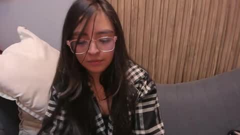 Snapshot of eva_macalliter chatting on 12-04-24, 06:33 Angelinne online show from 12-04-24, 06:33