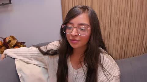 Snapshot of eva_macalliter chatting on 12-18-24, 07:36 Angelinne online show from 12-18-24, 07:36