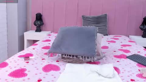 Eva online show from 02-14-26, 11:18