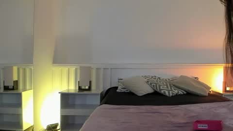 Eva online show from 04-28-26, 11:48