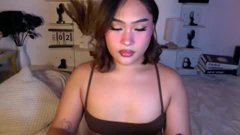Queen Eva Mazikeen online show from 12-02-25, 11:48