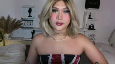 Queen Eva Mazikeen online show from 07-07-26, 09:30