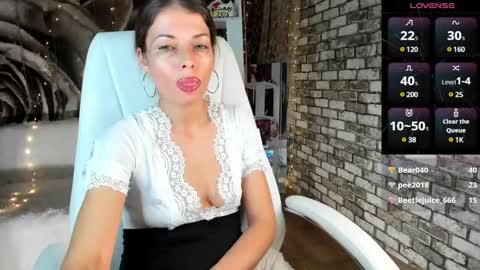 Eva online show from 12-31-24, 10:34