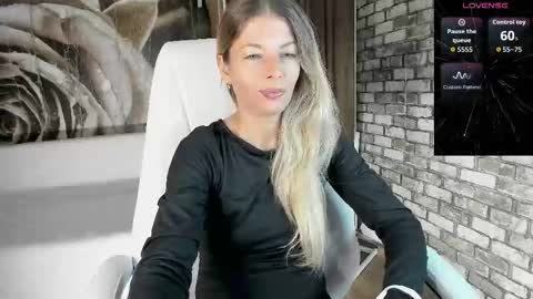 Eva online show from 09-19-25, 01:56
