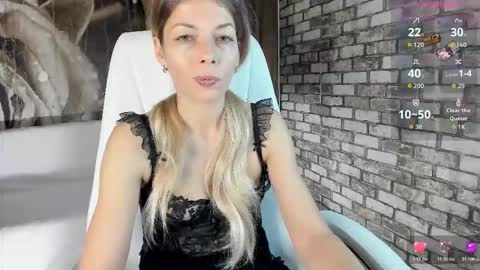 Snapshot of eva_melow chatting on 10-29-25, 12:07 Eva online show from 10-29-25, 12:07