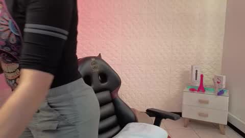 Eva  online show from 03-19-26, 02:32