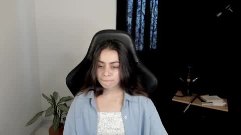 Snapshot of eva_monn chatting on 12-28-24, 09:40 eva_monn online show from 12-28-24, 09:40