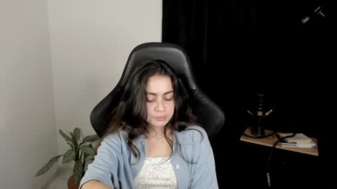 Snapshot of eva_monn chatting on 12-29-24, 01:02 eva_monn online show from 12-29-24, 01:02