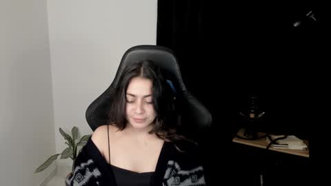 Snapshot of eva_monn chatting on 12-30-24, 11:49 eva_monn online show from 12-30-24, 11:49