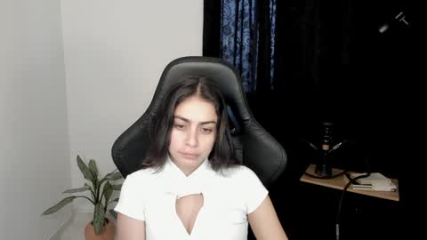 Snapshot of eva_monn chatting on 01-04-25, 08:59 eva_monn online show from 01-04-25, 08:59