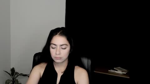 Snapshot of eva_monn chatting on 09-11-25, 11:38 eva_monn online show from 09-11-25, 11:38