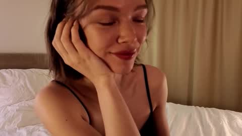 Snapshot of eva_natsumi chatting on 03-08-26, 06:55 Eva online show from 03-08-26, 06:55