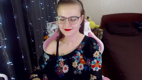 Eva online show from 01-22-25, 04:02