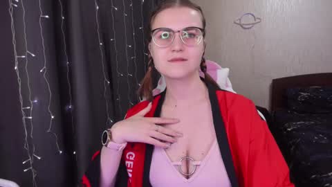 Eva online show from 02-21-25, 04:16