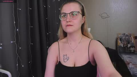 Eva online show from 04-30-26, 03:29