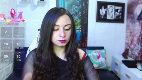 Snapshot of eva_rosell chatting on 05-07-26, 04:12 Eva online show from 05-07-26, 04:12