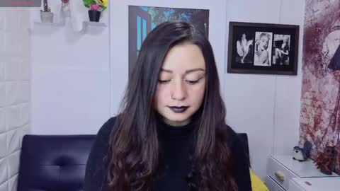 Snapshot of eva_rosell chatting on 05-16-26, 03:33 Eva online show from 05-16-26, 03:33