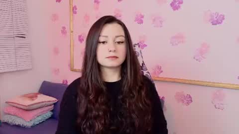 Snapshot of eva_rosell chatting on 06-15-26, 02:30 Eva online show from 06-15-26, 02:30
