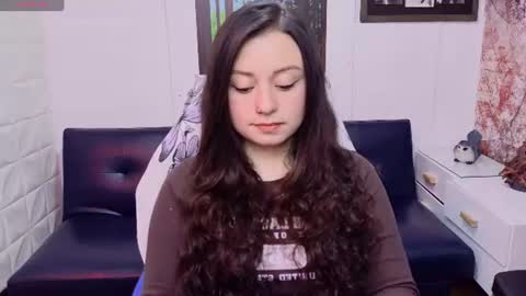 Snapshot of eva_rosell chatting on 06-16-26, 03:25 Eva online show from 06-16-26, 03:25