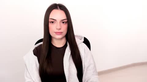 Eva online show from 02-08-25, 11:12