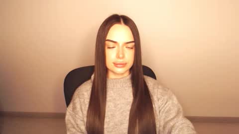 Eva online show from 10-10-25, 04:06