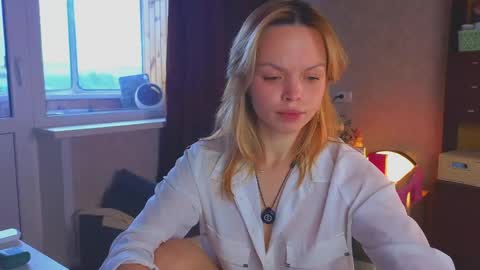 Hi there i am Eva and i wish create a nice community with you so join my Ticket Show for more pleasure online show from 05-28-26, 11:07